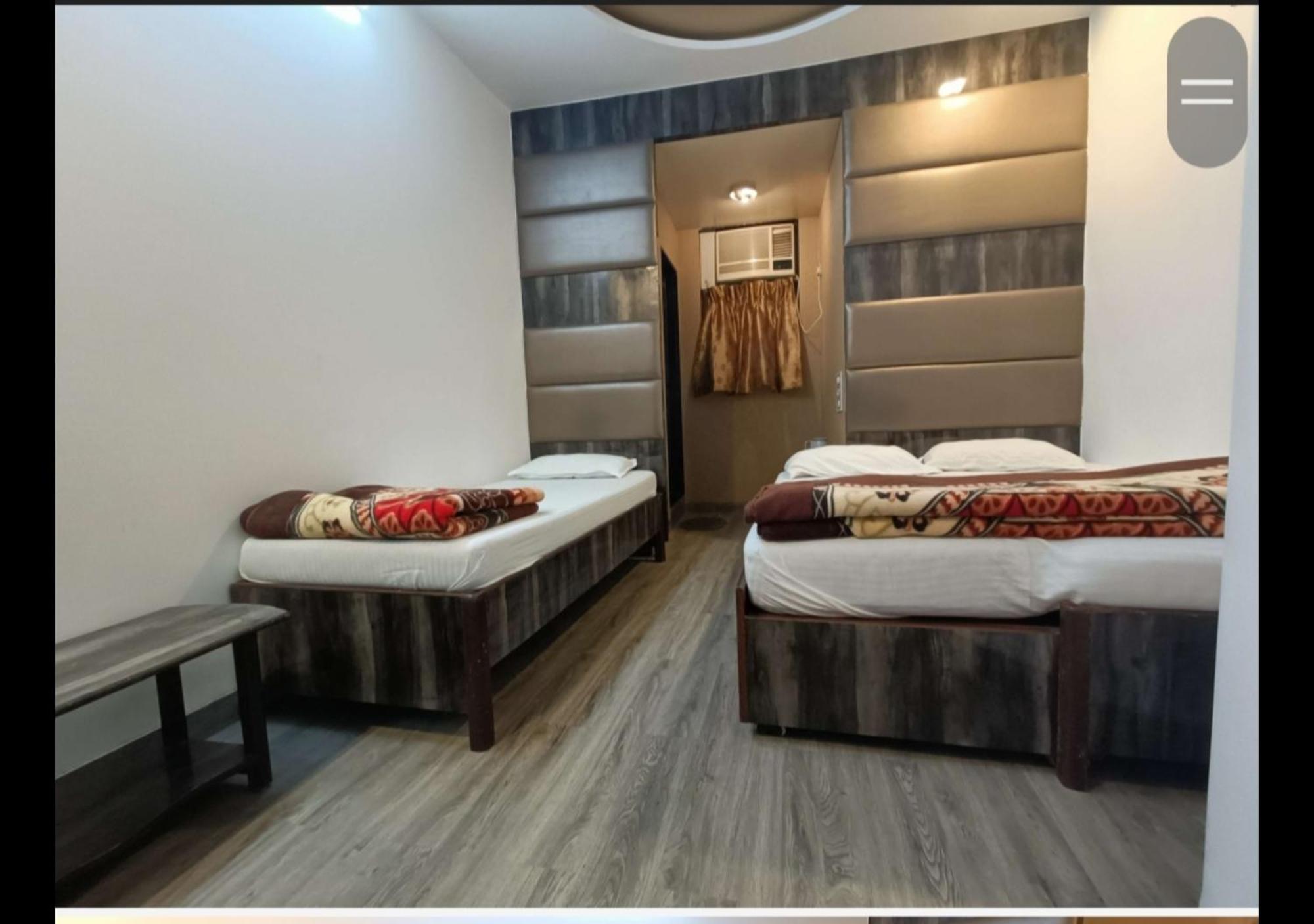 Hotel Broadway Colaba Мумбаи Экстерьер фото